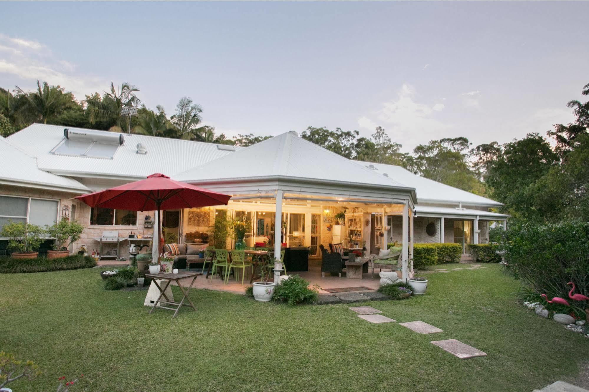 Noosa Valley Manor B&B Doonan Exterior photo